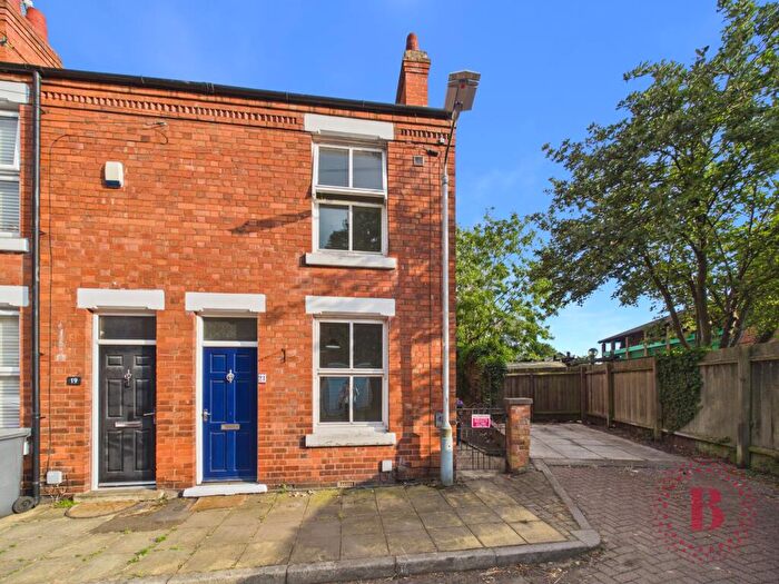 2 Bedroom Terraced House For Sale In Highfield Grove, West Bridgford, NG2