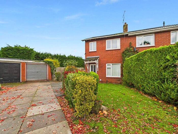 3 Bedroom Semi Detached House For Sale In Wells Close, Mickle Trafford, CH2