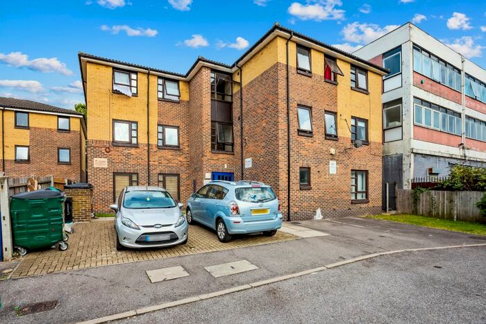 2 Bedroom Maisonette To Rent In Baird Close, London, E10