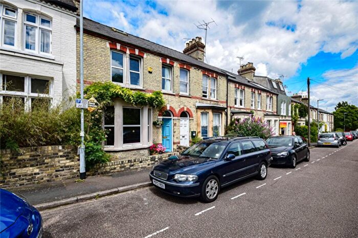 1 Bedroom Apartment To Rent In Carlyle Road, Cambridge, CB4