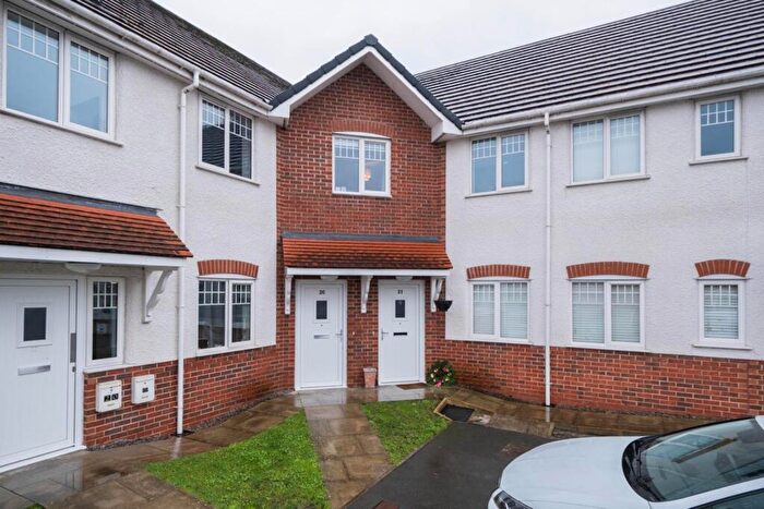 2 Bedroom Apartment For Sale In Troopers Close, Christleton, CH3