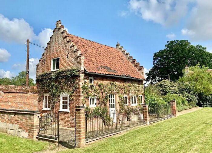 1 Bedroom Cottage To Rent In Church Road, Hedenham, Bungay, NR35