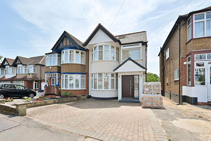 4 Bedroom Semi Detached House For Sale In Cavendish Avenue, Harrow, HA1