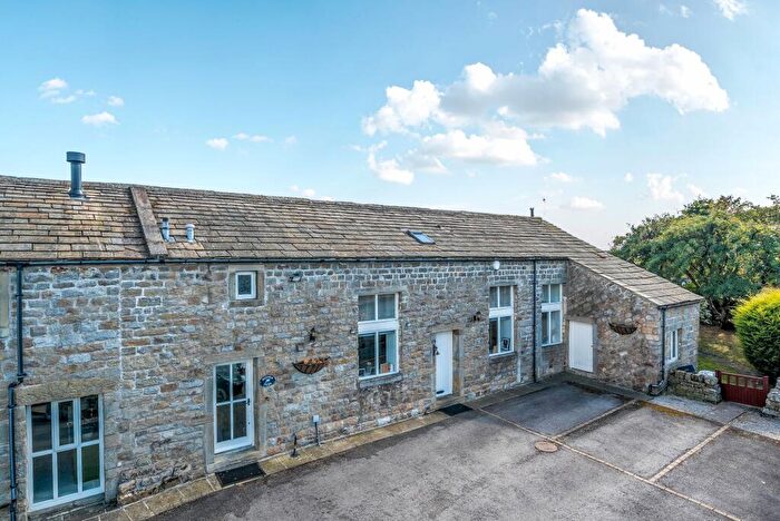 4 Bedroom Semi-Detached House For Sale In Brame Hall Farm, Norwood, HG3