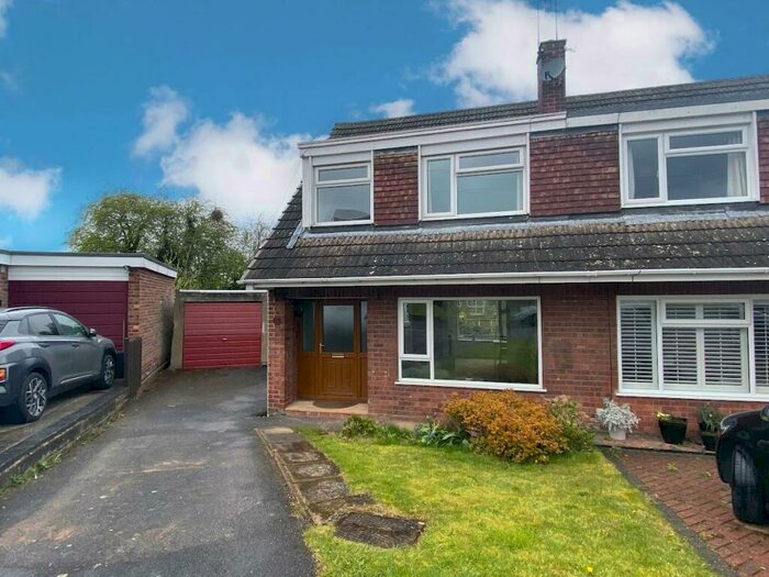 3 Bedroom Semi-Detached House To Rent In Rannoch Close, Allestree, Derby, DE22