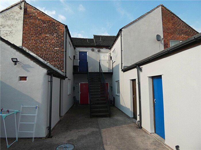 2 Bedroom Apartment For Sale In Grove Road, Stoke-on-Trent, ST4