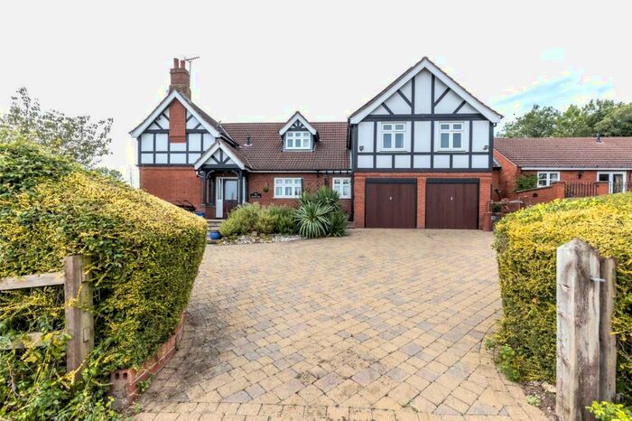 5 Bedroom Detached House For Sale In The Paddocks, Thorpe Satchville, Melton Mowbray, Leicestershire, LE14