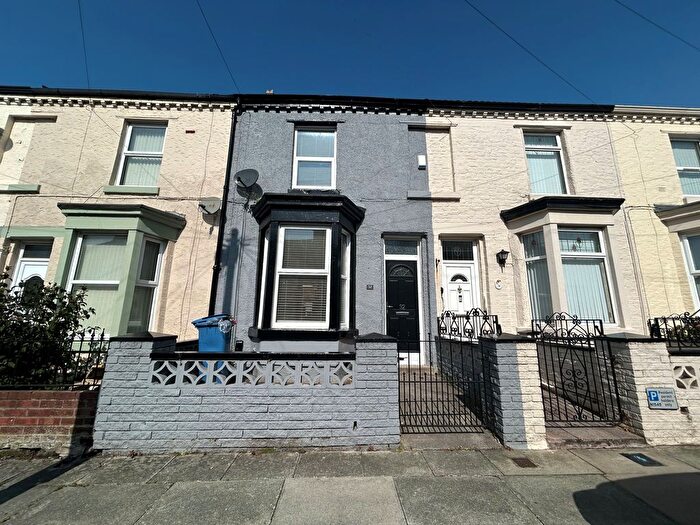 3 Bedroom Property To Rent In Isaac Street, Liverpool, L8