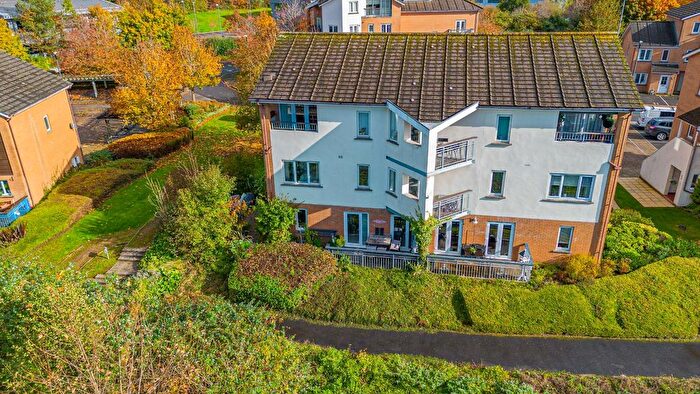 2 Bedroom Flat For Sale In Grangemoor Court, Cardiff Bay, Cardiff, CF11
