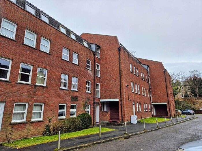 2 Bedroom Flat To Rent In Alma Vale Road, Clifton, Bristol, BS8