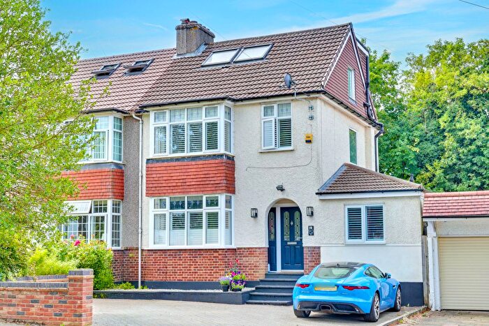 5 Bedroom Semi-Detached House For Sale In Repton Road, South Orpington, BR6