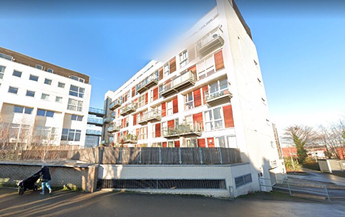 3 Bedroom Duplex To Rent In Broad Road, Sale, Greater Manchester, M33