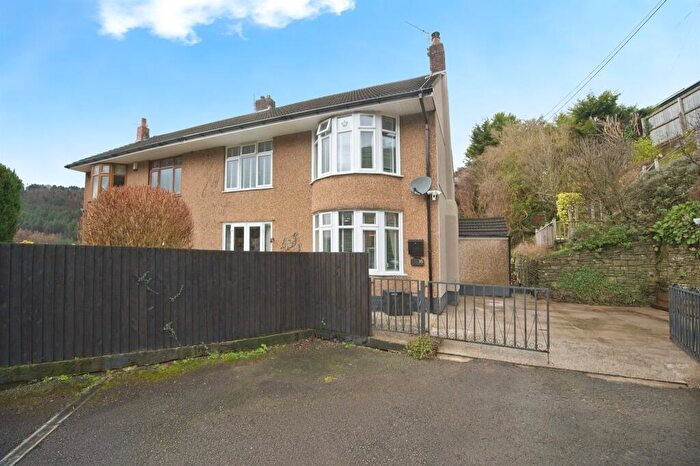 3 Bedroom Semi-Detached House For Sale In Cwm Cottage Road, Abertillery, NP13