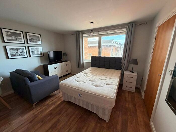 Studio To Rent In Heol Glan Rheidol, Cardiff, CF10