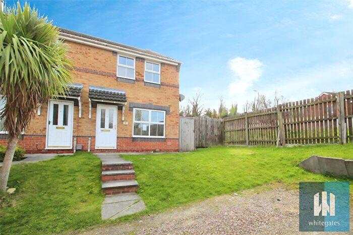 3 Bedroom Semi-Detached House To Rent In The Courtyard, Pontefract, West Yorkshire, WF8