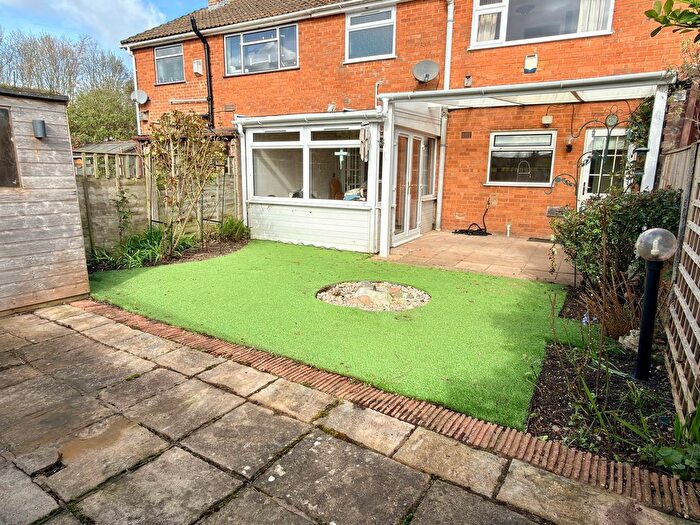 3 Bedroom Terraced House For Sale In Oak Drive, Tewkesbury, GL20