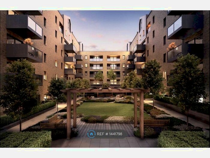 2 Bedroom Flat To Rent In Hoffmans Road, London, E17