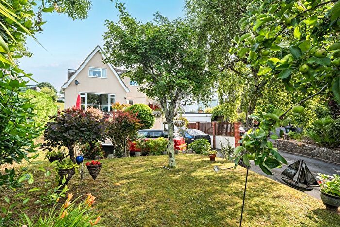 4 Bedroom Detached House For Sale In Manor Road, Abbotskerswell, TQ12