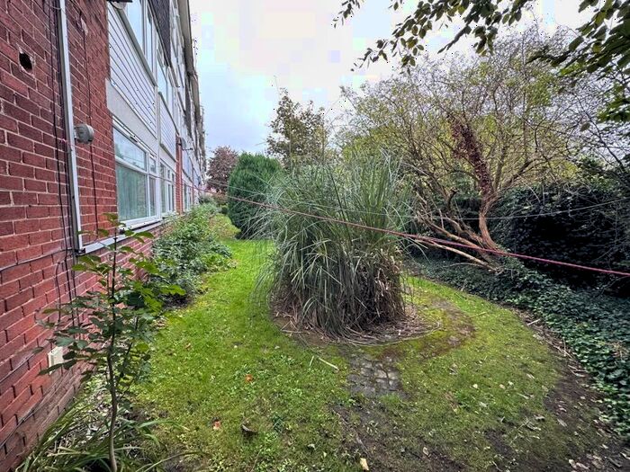 1 Bedroom Property To Rent In Woolton Road, Allerton, Liverpool, L19