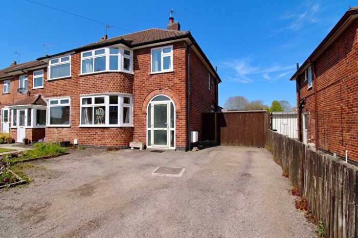 3 Bedroom Semi Detached House For Sale In Darley Road, Blaby, Leicestershire, LE8
