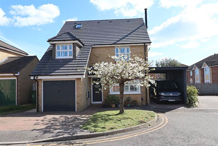 5 Bedroom Detached House For Sale In Oliver Close, Hastings, TN34