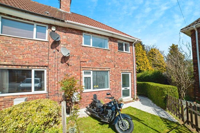 3 Bedroom End Of Terrace House For Sale In Boundary Walk, Langwith, Mansfield, Derbyshire, NG20