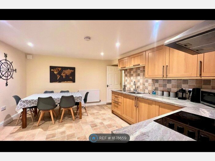 3 Bedroom Terraced House To Rent In Trinity Street, Weymouth, DT4