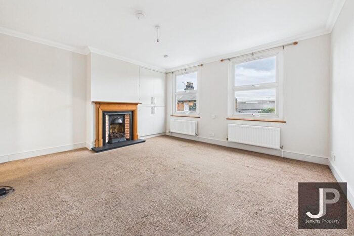 1 Bedroom Flat To Rent In Ongar Road, Brentwood, CM15