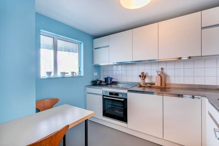 3 Bedroom Apartment To Rent In Balfron Tower, St Leonards Road Poplar, E14