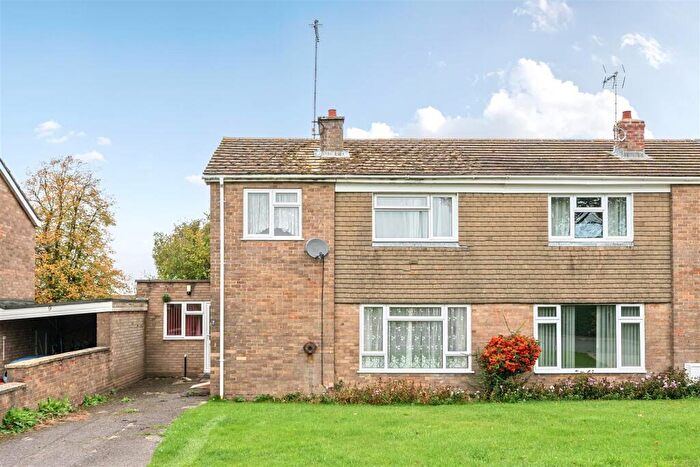 3 Bedroom Semi-Detached House For Sale In Cornish Road, Chipping Norton, OX7