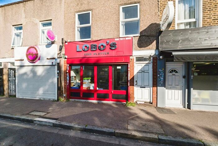 1 Bedroom Flat For Sale In Hermit Road, London, E16