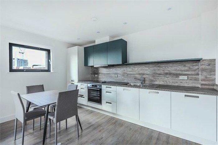 2 Bedroom Flat To Rent In , Tennant Street, Birmingham, B15