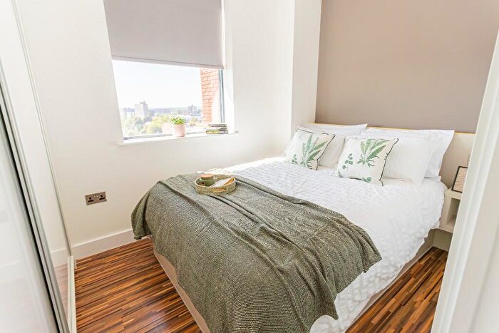 1 Bedroom Apartment To Rent In Xl Bed Apartment, Westpoint, Chester Road, M16