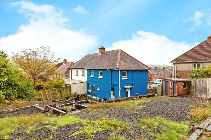 3 Bedroom Semi-Detached House For Sale In Grugos Avenue, Pontyberem, Llanelli, Carmarthenshire, SA15