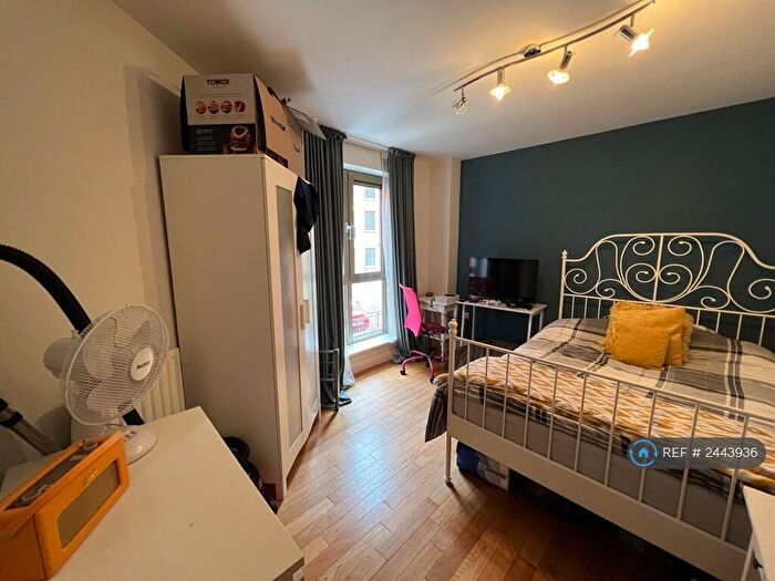 2 Bedroom Flat To Rent In Brook House, Derby, DE1