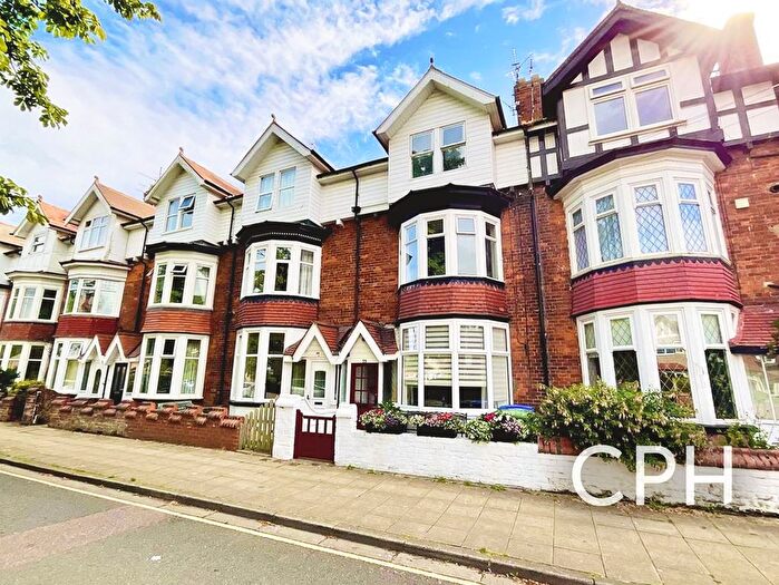 2 Bedroom Property For Sale In West Avenue, Filey, YO14