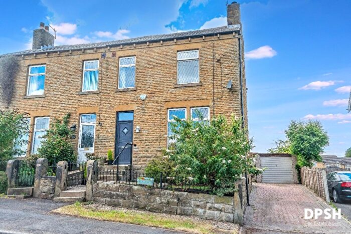3 Bedroom Semi-detached House For Sale In Chaster Street, Batley, WF17