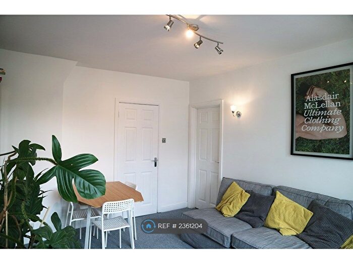 1 Bedroom Flat To Rent In Victoria Chambers, London, EC2A