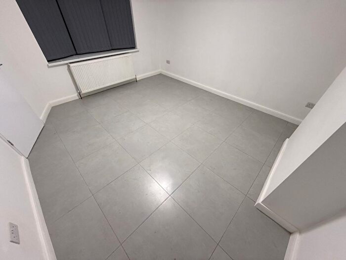 3 Bedroom Terraced House To Rent In Webb Close, Slough, SL3