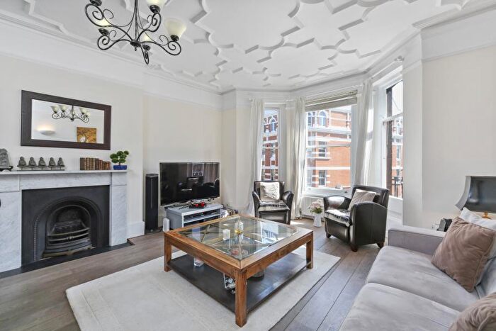 4 Bedroom Flat To Rent In West End Lane, West Hampstead, NW6