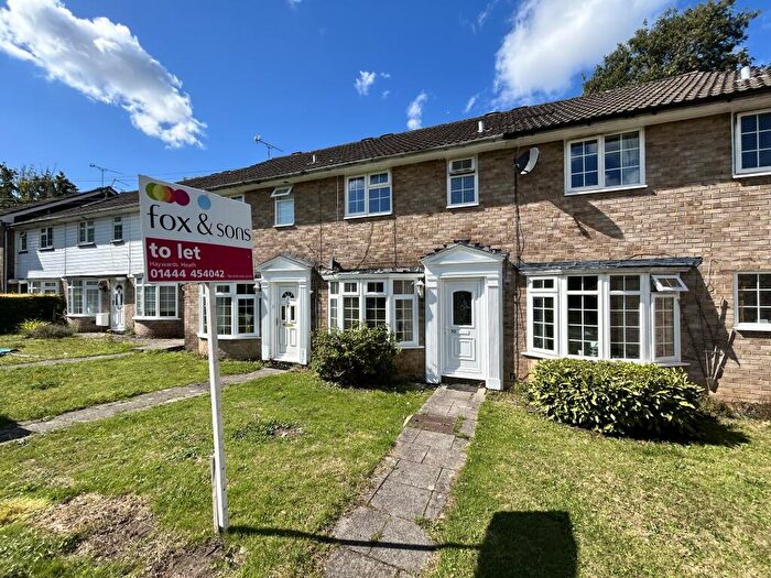 3 Bedroom Terraced House To Rent In Cleveland Gardens, Burgess Hill, RH15
