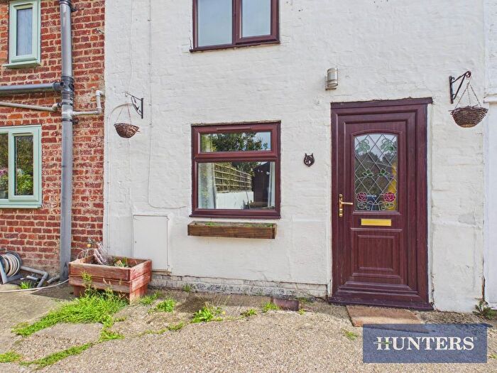 2 Bedroom Property To Rent In North Back Lane, Kilham, Driffield, YO25