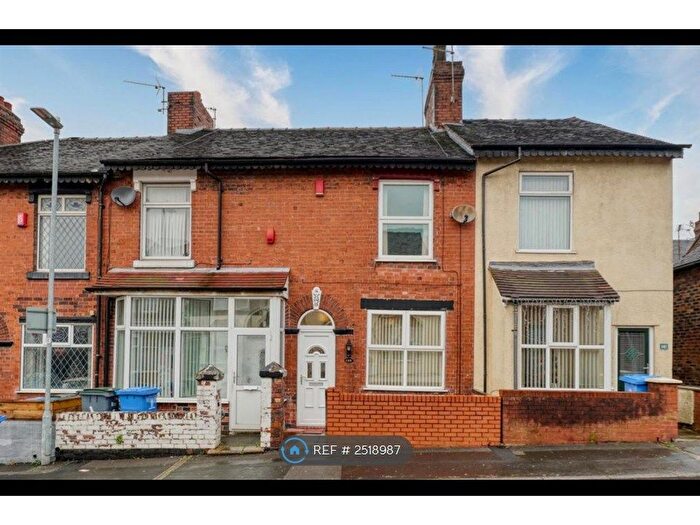 3 Bedroom Terraced House To Rent In Macclesfield Street, Stoke-On-Trent, ST6