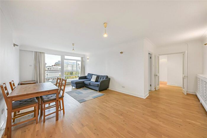 2 Bedroom Apartment To Rent In St. Johns Wood Park, London, NW8