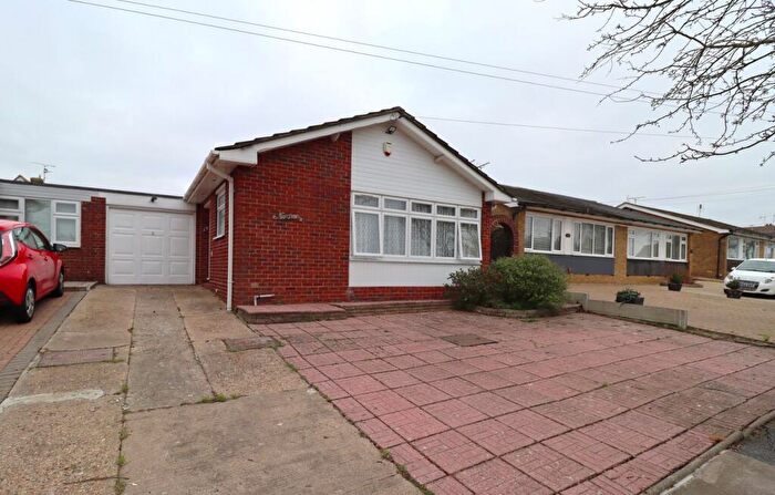 2 Bedroom Detached Bungalow For Sale In Dering Crescent, Eastwood, Leigh On Sea, SS9