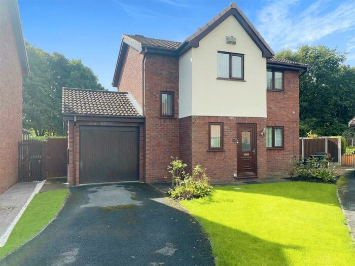3 Bedroom Detached House For Sale In Badgers Way, Lostock Hall, Preston