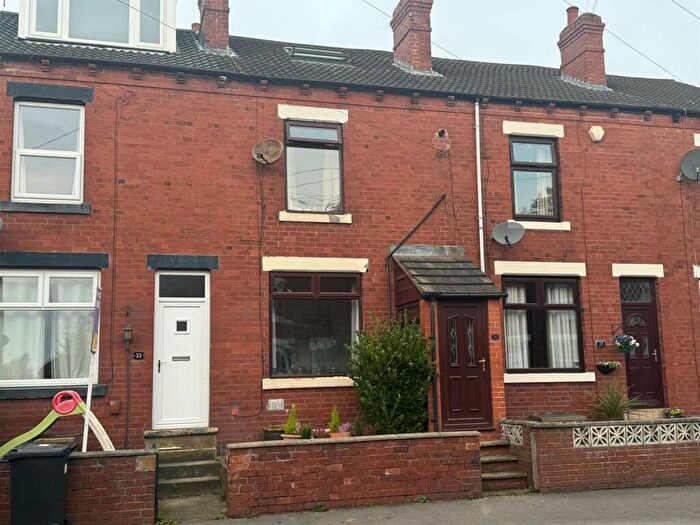 3 Bedroom Terraced House For Sale In Middleton Avenue, Rothwell, Leeds, LS26