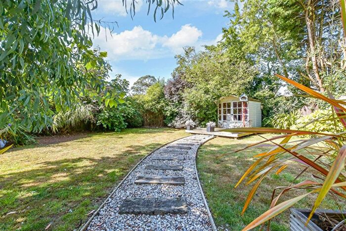 4 Bedroom Detached House For Sale In Orgarswick Avenue, Dymchurch, Kent, TN29