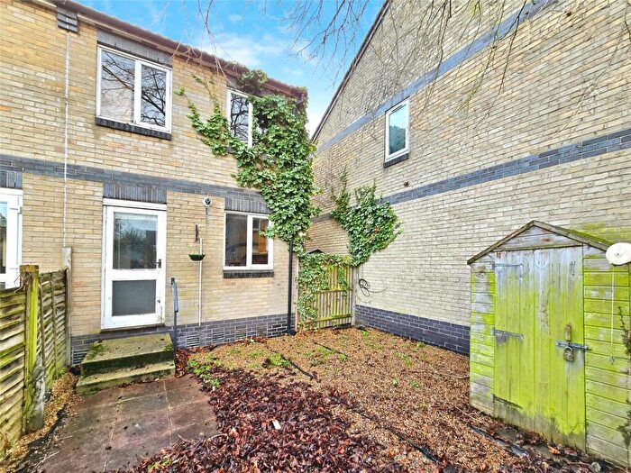2 Bedroom End Of Terrace House For Sale In Timber Pond Road, London, SE16