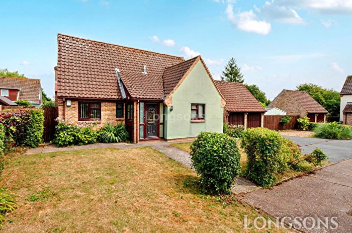 3 Bedroom Detached Bungalow For Sale In Oak Lane, Hingham, NR9